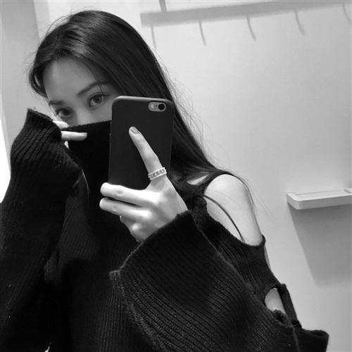 HEYZO-2554剃毛后中出我操了这位人妻相关图片